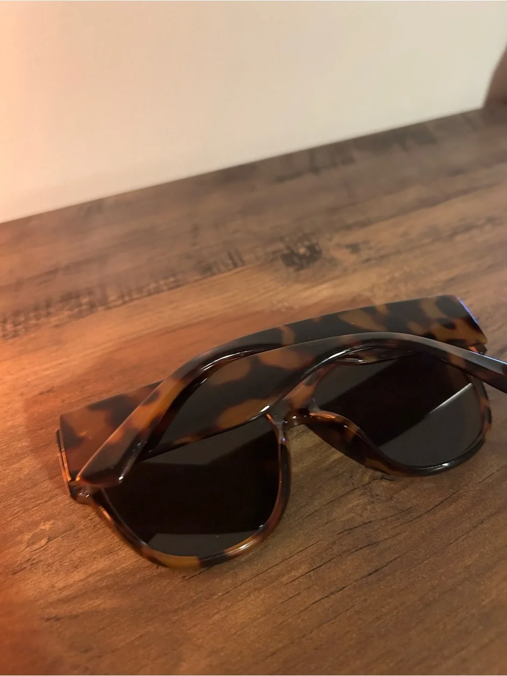 H&M Tortoiseshell Cat-Eye Sunglasses - Brown/Amber
